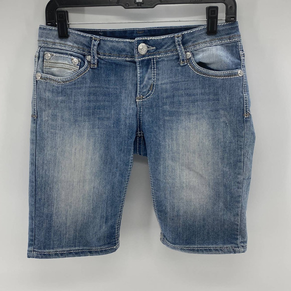 Short En Jean Bleu Zco Pour Femme - Taille 7 - Manches Roulées & Poches Ornées - Occasion Très Bon état